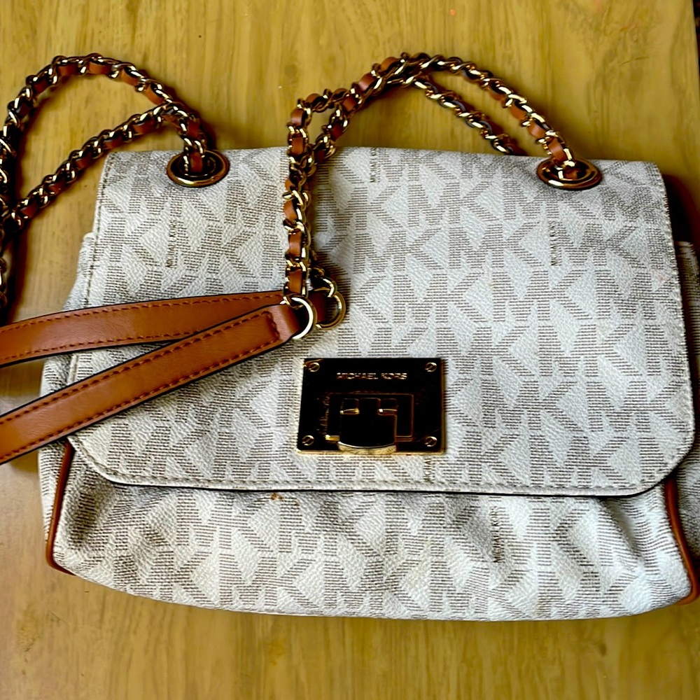 Michael Kors SIGNATURE Handbag - Adjustable Gold Rope Strap